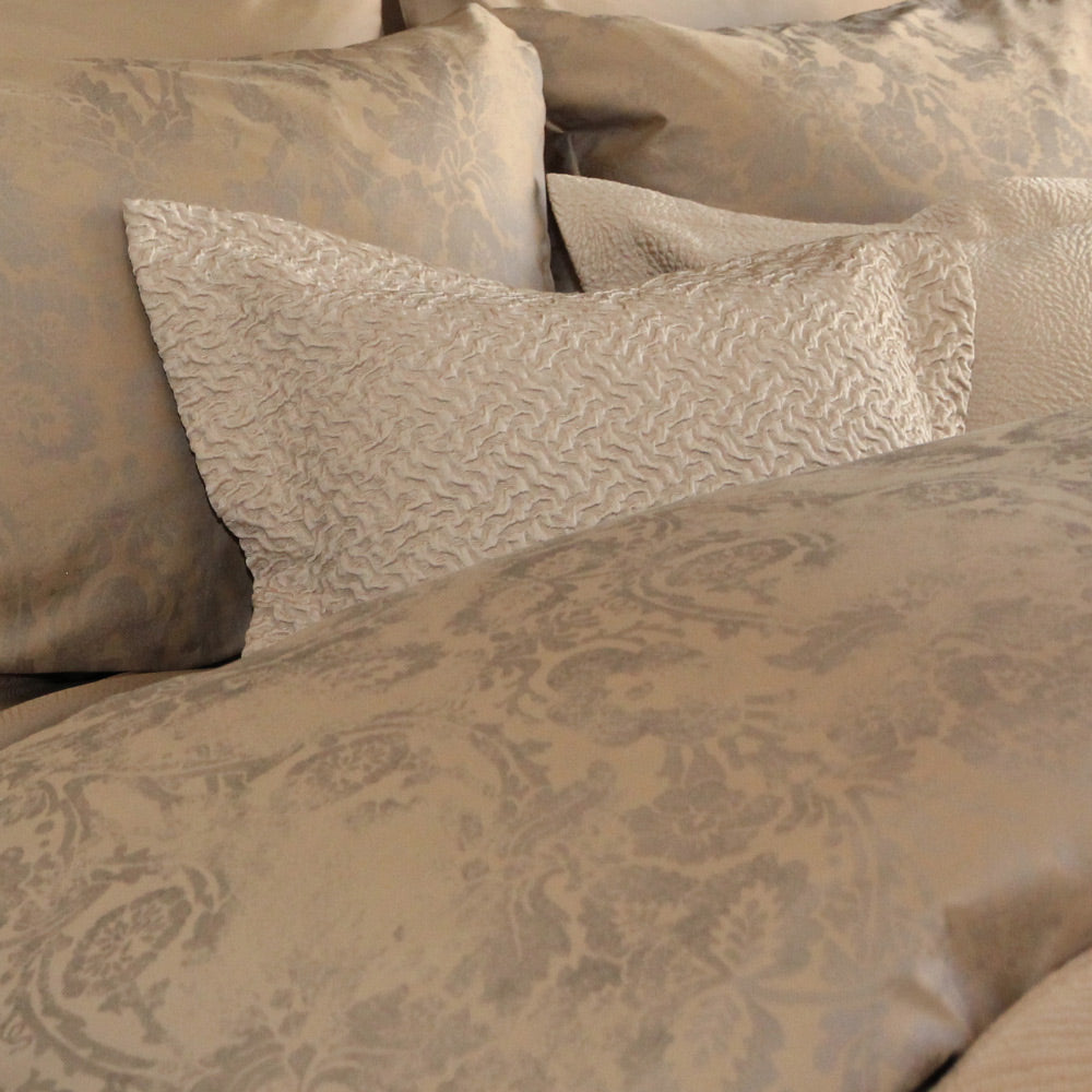Allegro Sham. Parchment