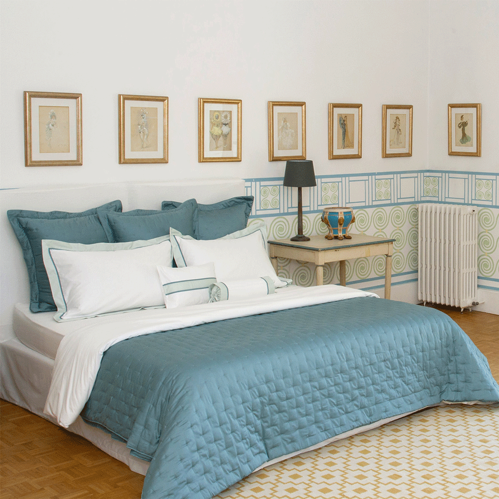 Triomphe Coverlet in color Fjord
