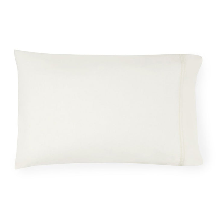 Ivory/Ivory. Pillowcase