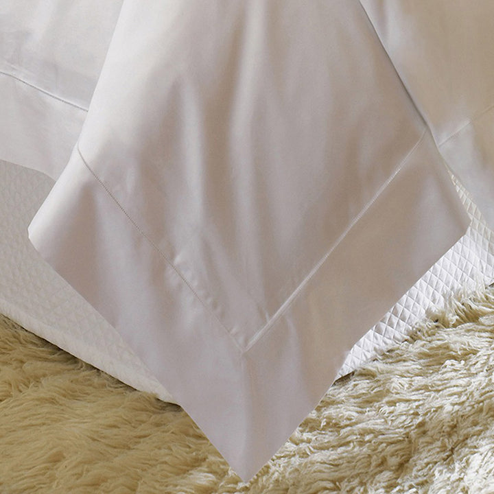Giza Percale Duvet Cover. Detail