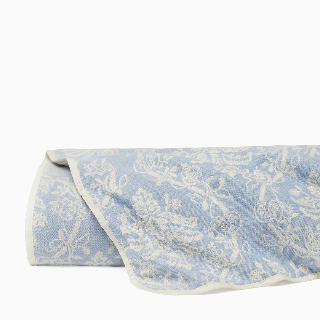 Ivory/Sea