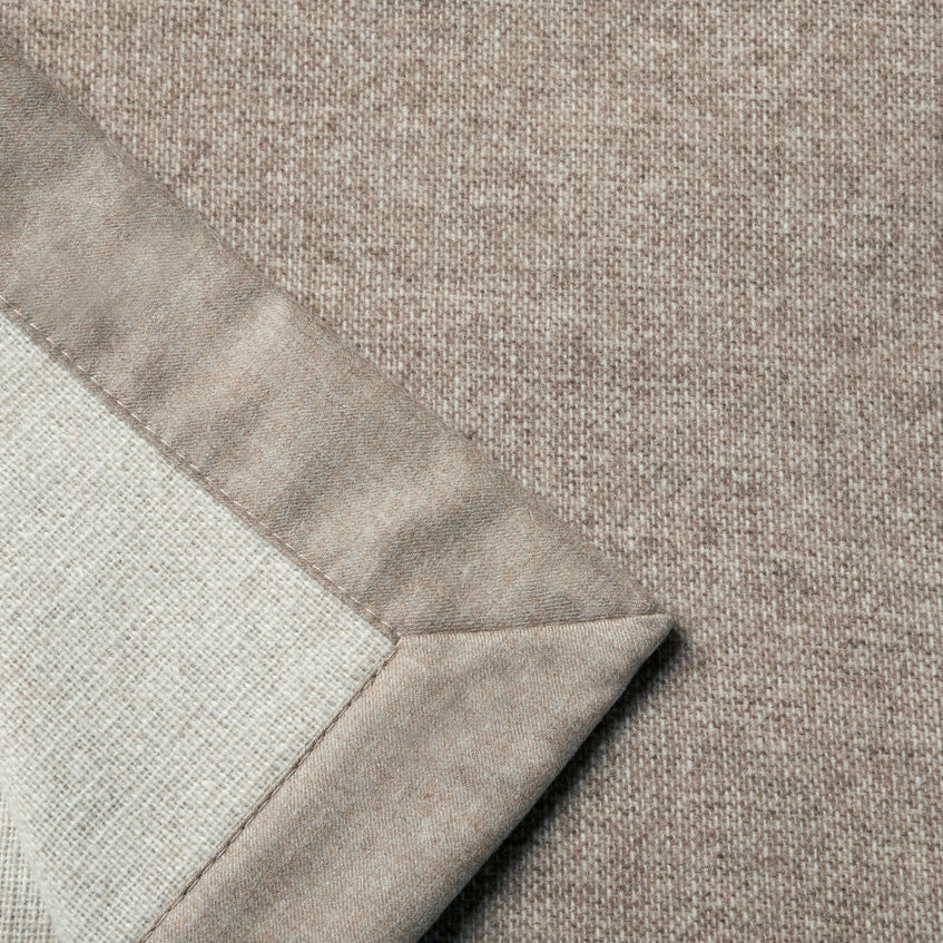 Cashew-Ivory