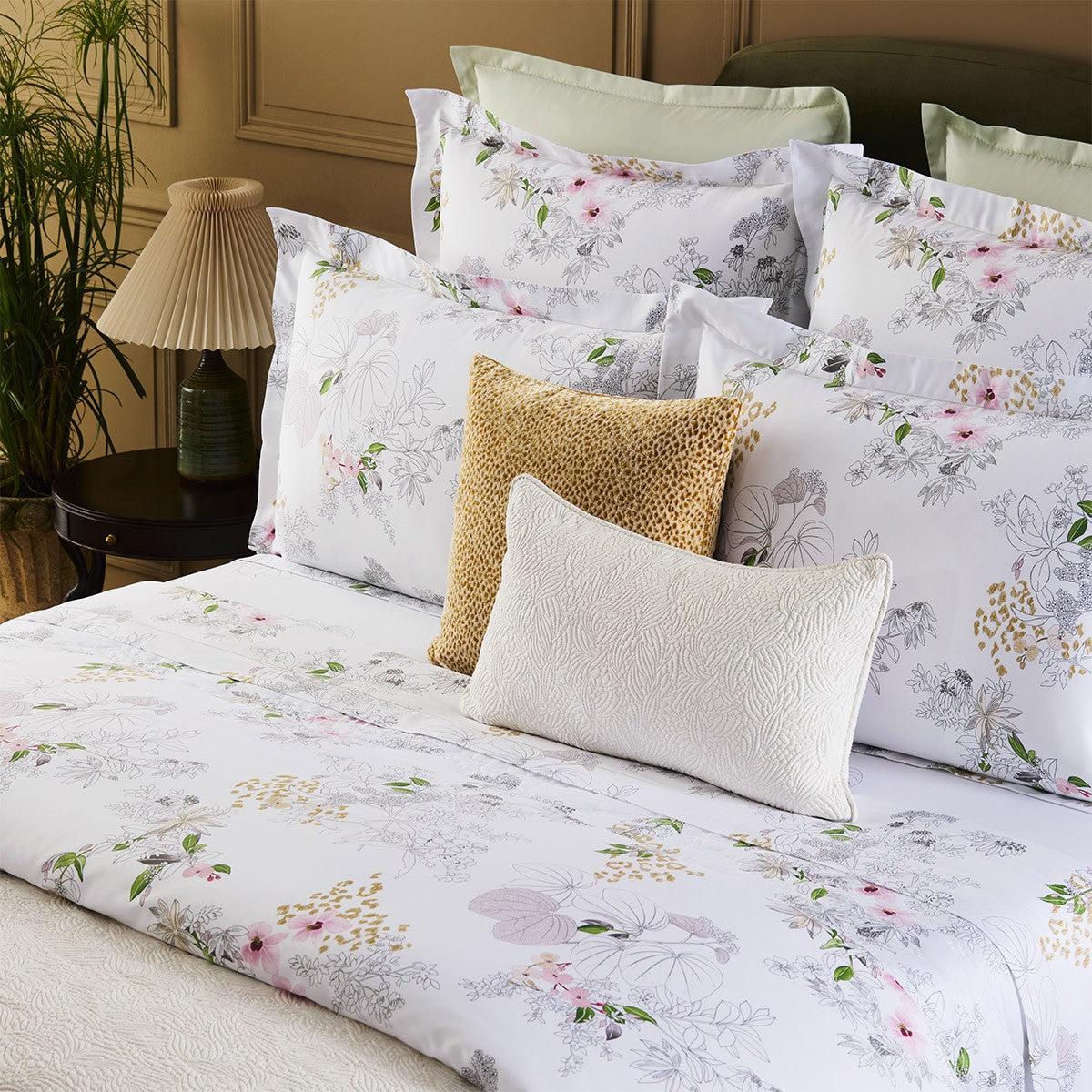 Orchidee Duvet Cover and Shams