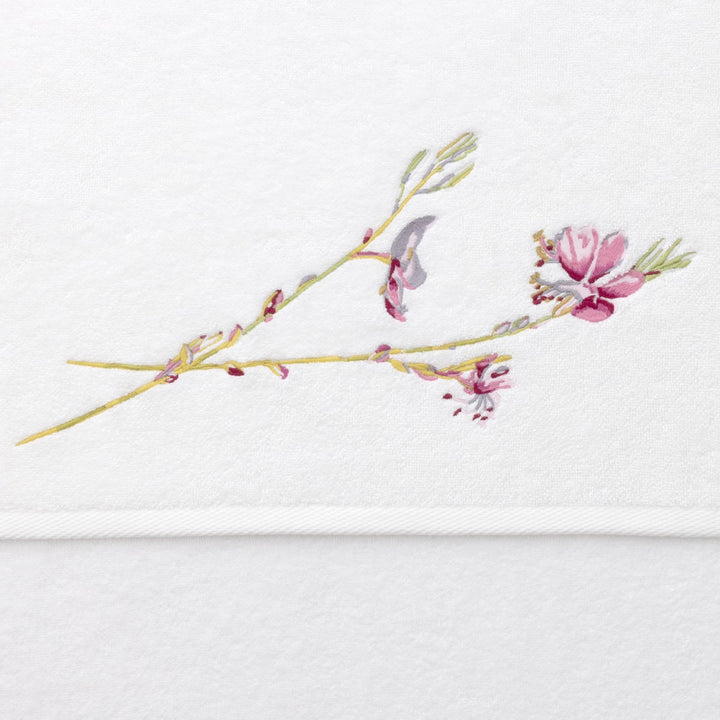 Gaura Detail