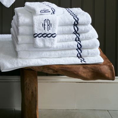 Classic Chain Guest Towel in Navy
