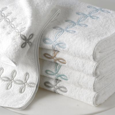 Gordian Knot Towels