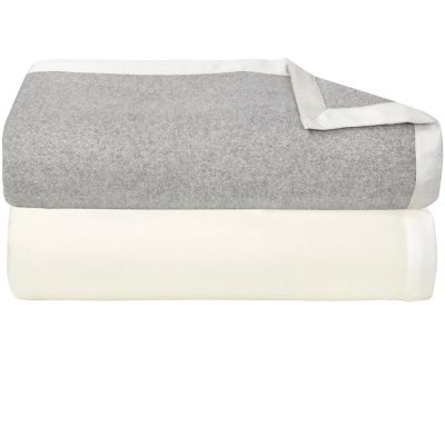 Nymphe Blankets