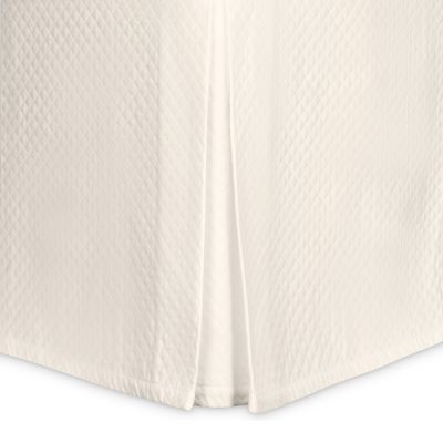 Bed Skirt in Ivory