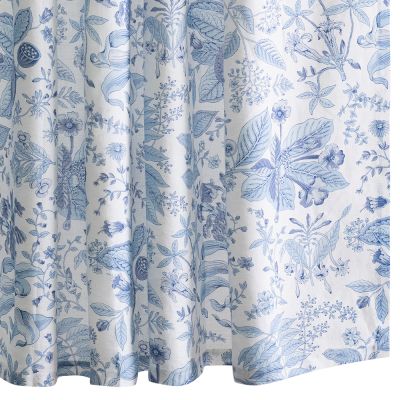 Shower Curtain in Porcelain Blue
