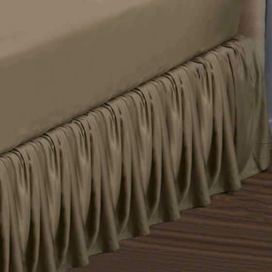 Bed | Fine Bed by Skirts Legna SDH Brass Classic Linens